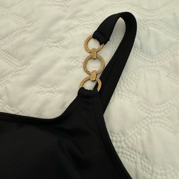 Lands End one shoulder swim suit. Black with Gold Ring accent. Sze 14. NWOT - Picture 3 of 8